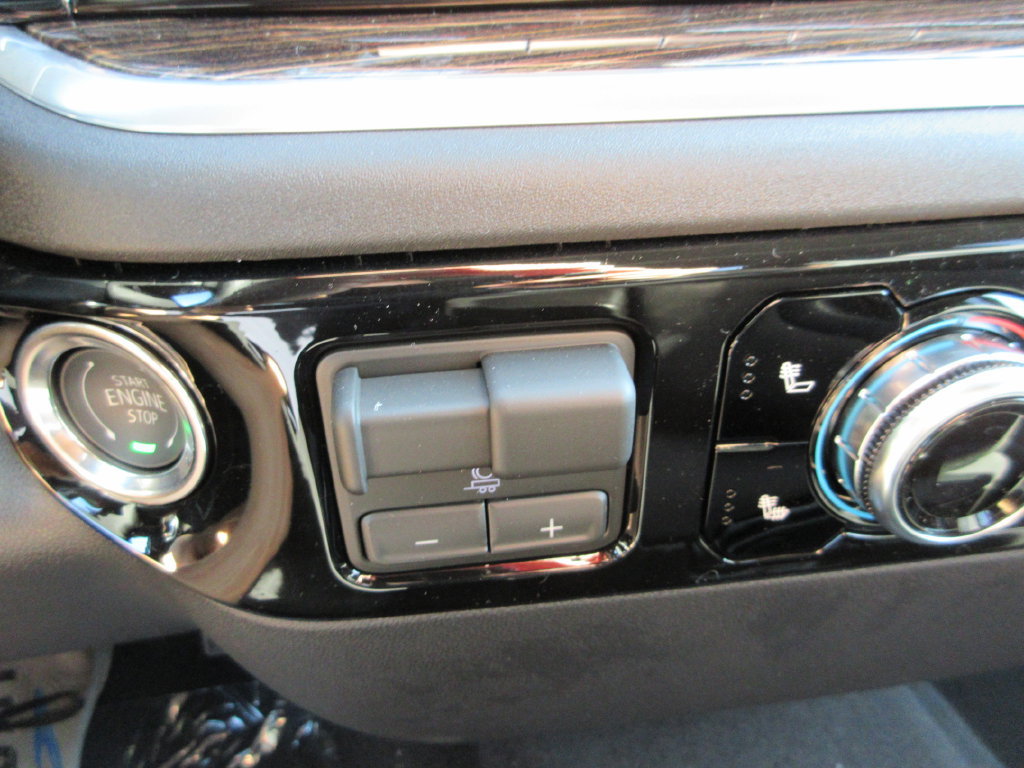 New 2026 GMC Sierra 3500 SLE w/ SLE Value Package AWD/4WD image 17