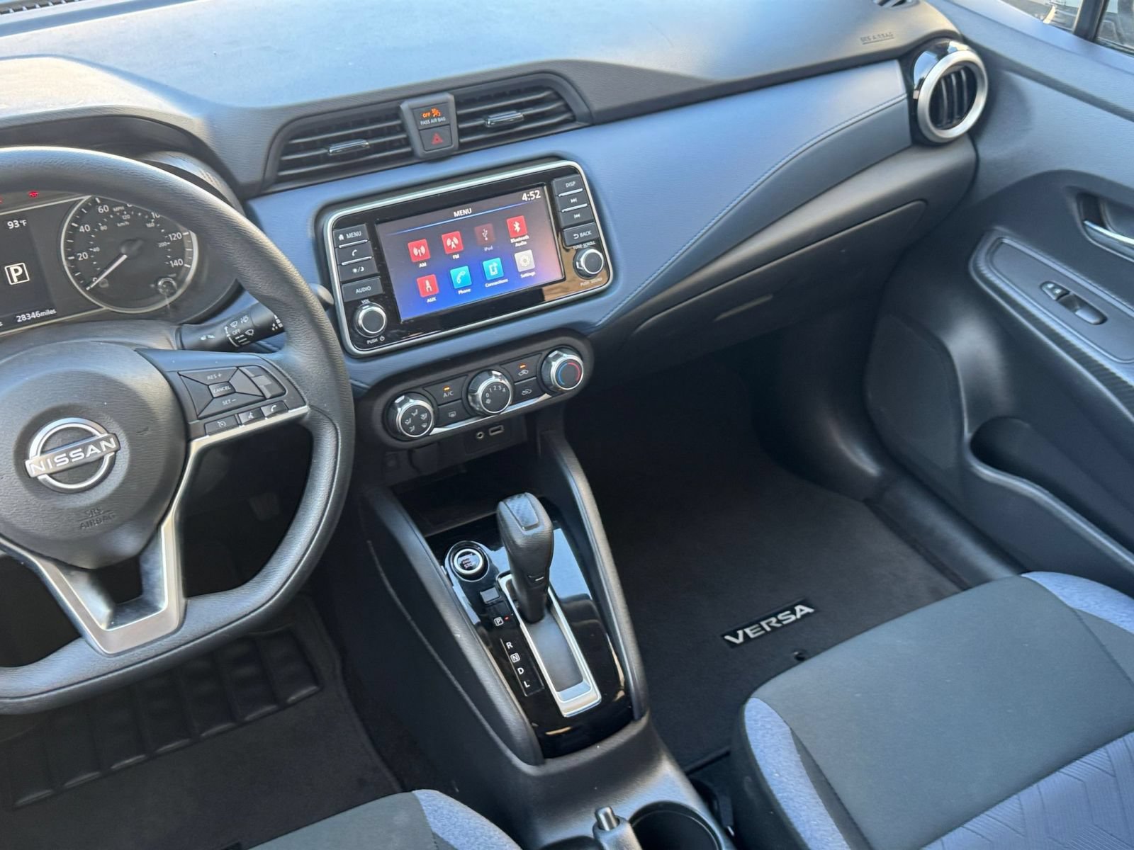 Used 2025 Nissan Versa SV FWD image 19