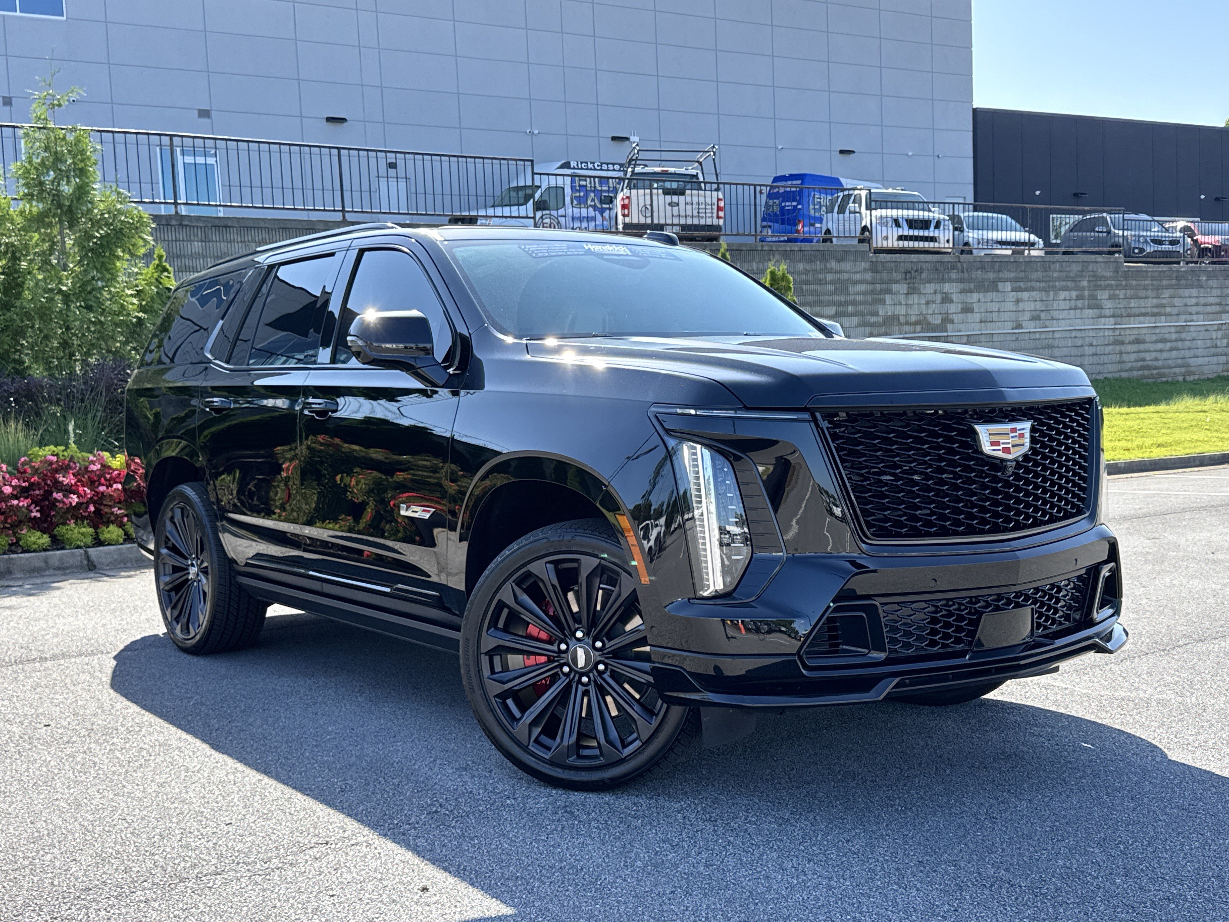 Used 2025 Cadillac Escalade V AWD/4WD image 2