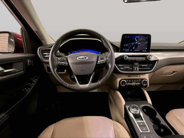 Used 2022 Ford Escape SEL w/ Technology Package AWD/4WD image 5
