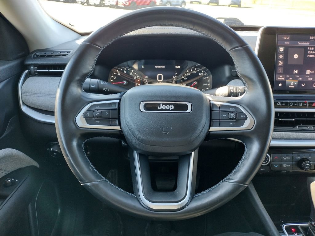 Used 2022 Jeep Compass Latitude w/ Convenience Group image 23