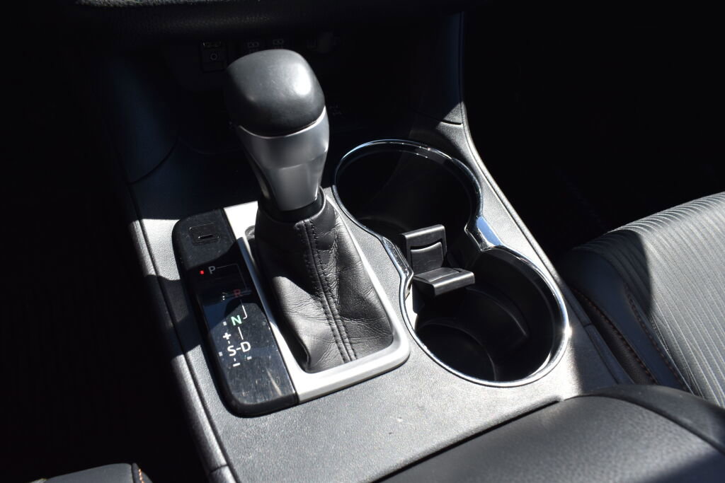 Certified 2017 Toyota Highlander Plus image 13