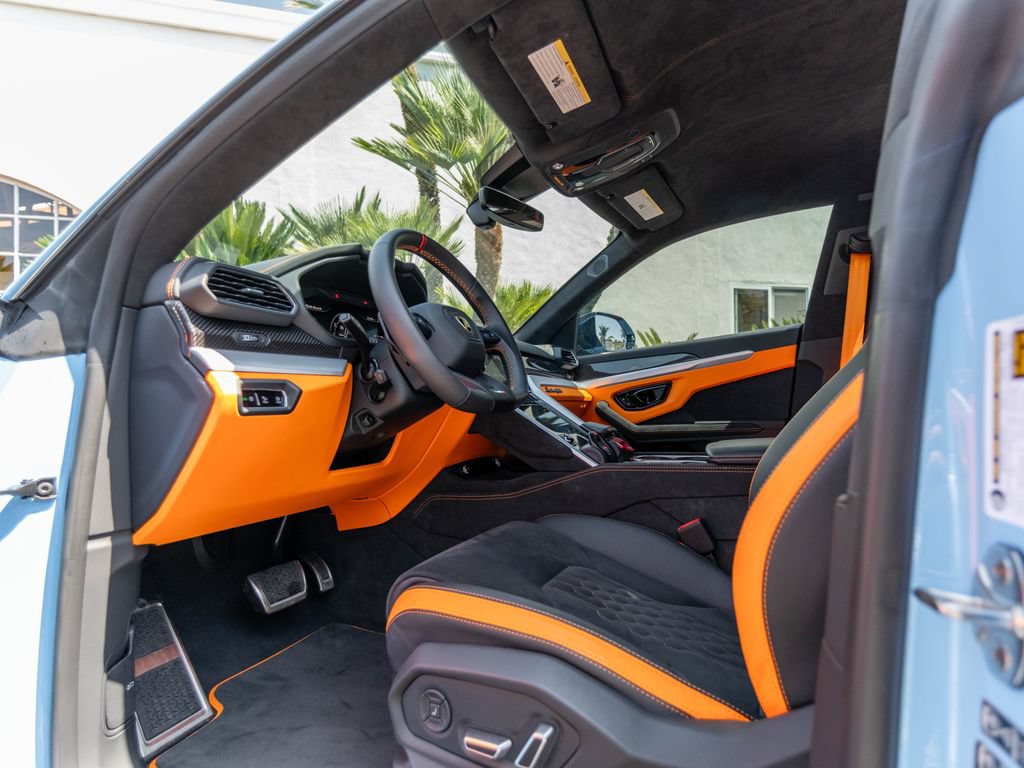 Used 2024 Lamborghini Urus S AWD/4WD image 19