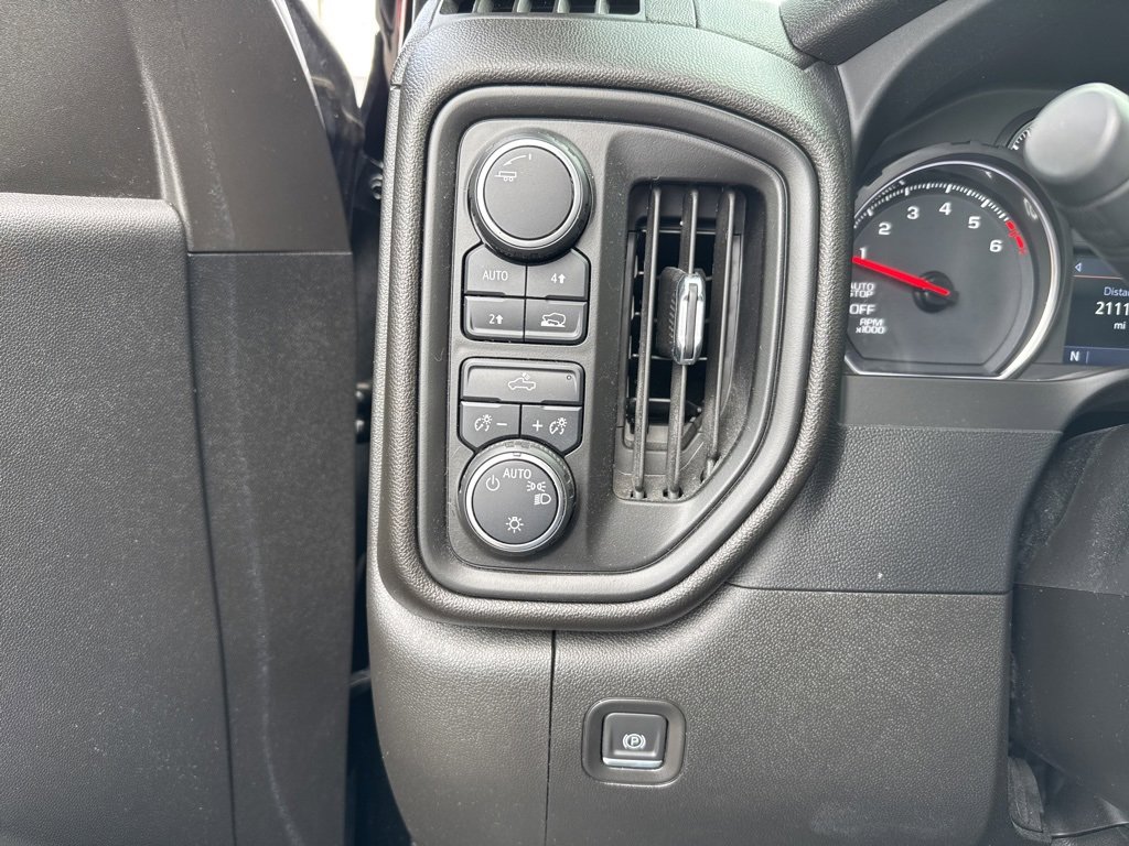 Used 2022 Chevrolet Silverado 1500 Custom w/ Safety Confidence Package image 30