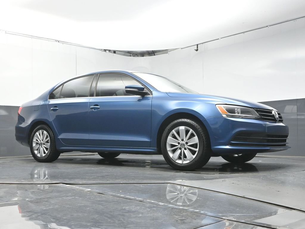 Used 2015 Volkswagen Jetta SE FWD image 39