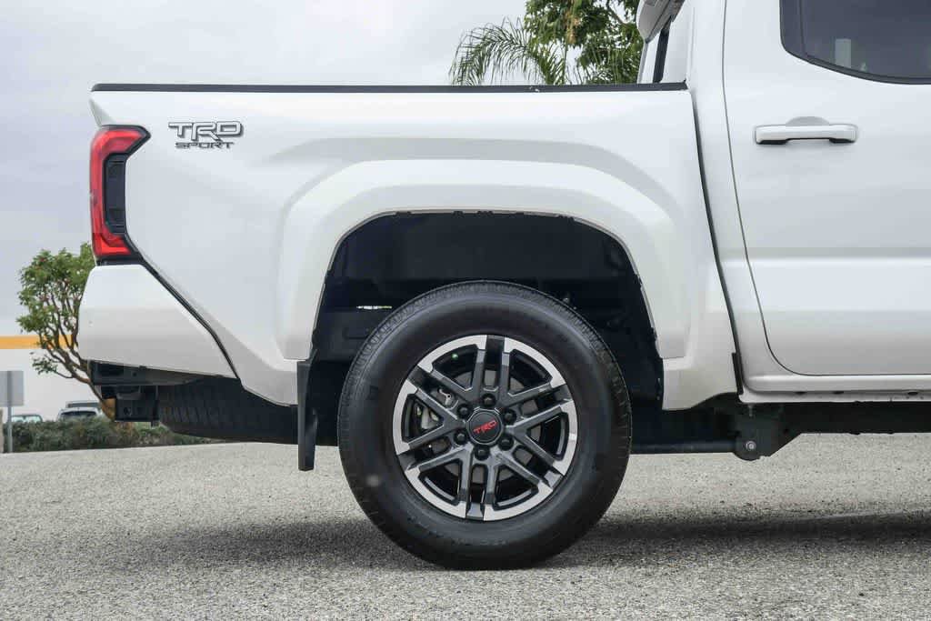 Used 2024 Toyota Tacoma TRD Sport w/ TRD Sport Upgrade Package AWD/4WD image 10