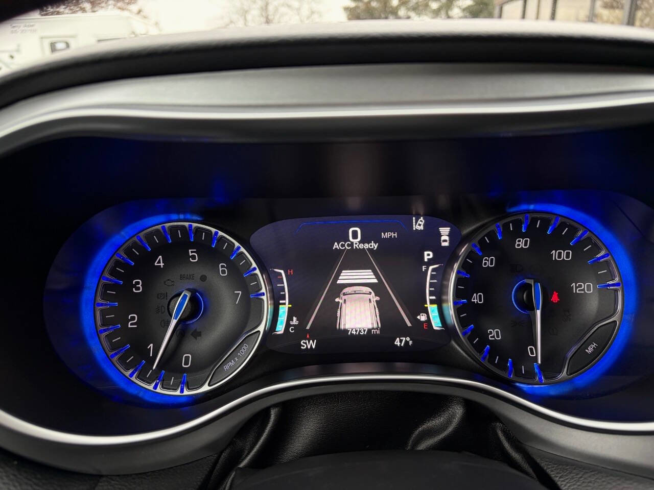 Used 2019 Chrysler Pacifica Touring-L w/ Advanced Safetytec Group FWD image 20