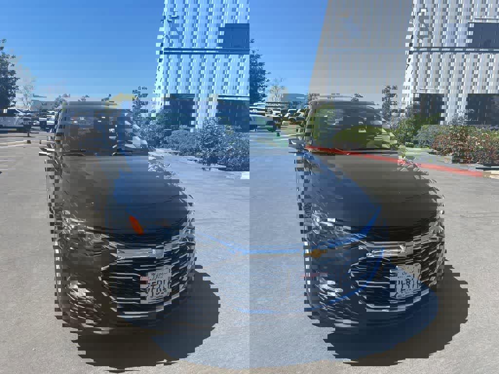 Used 2023 Chevrolet Malibu LS image 1