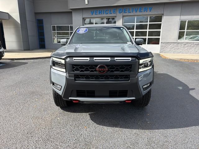 Used 2025 Nissan Frontier PRO-4X w/ Pro Premium Package image 3