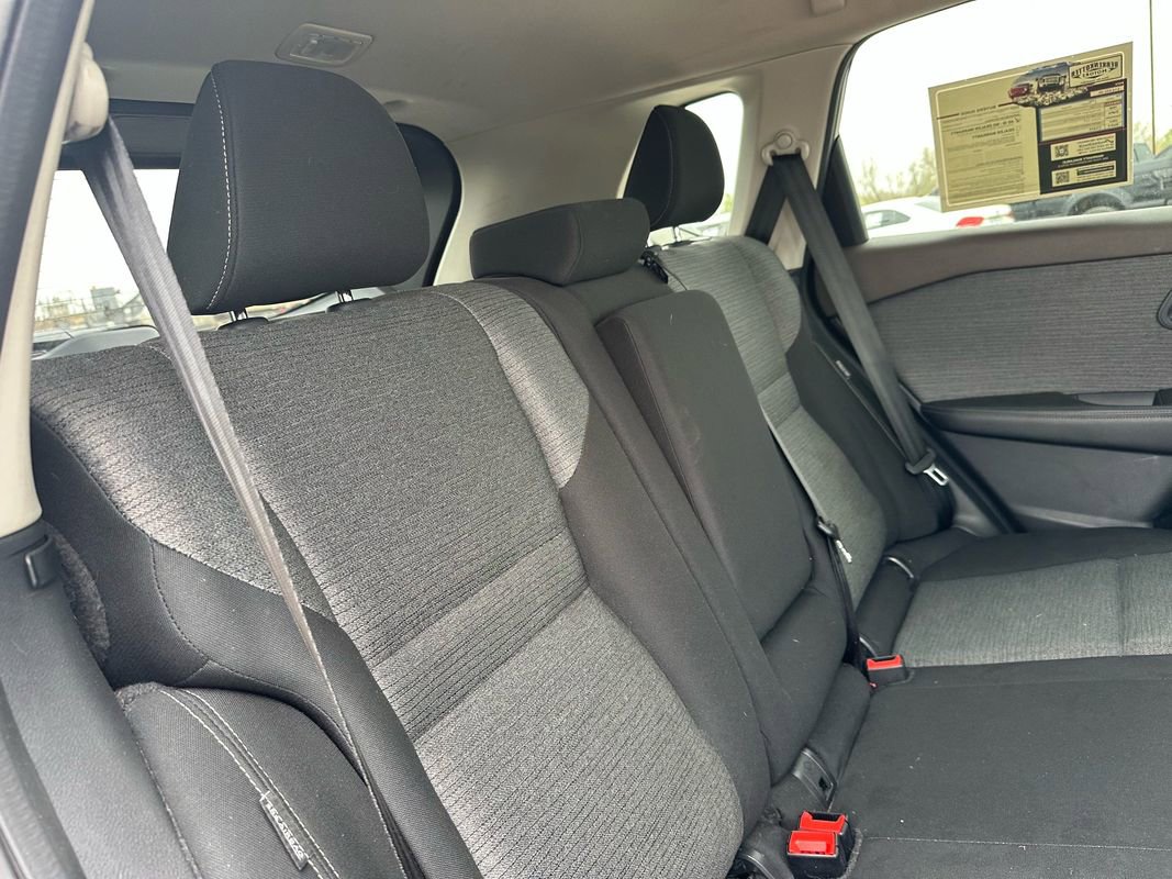 Used 2022 Nissan Rogue SV image 25