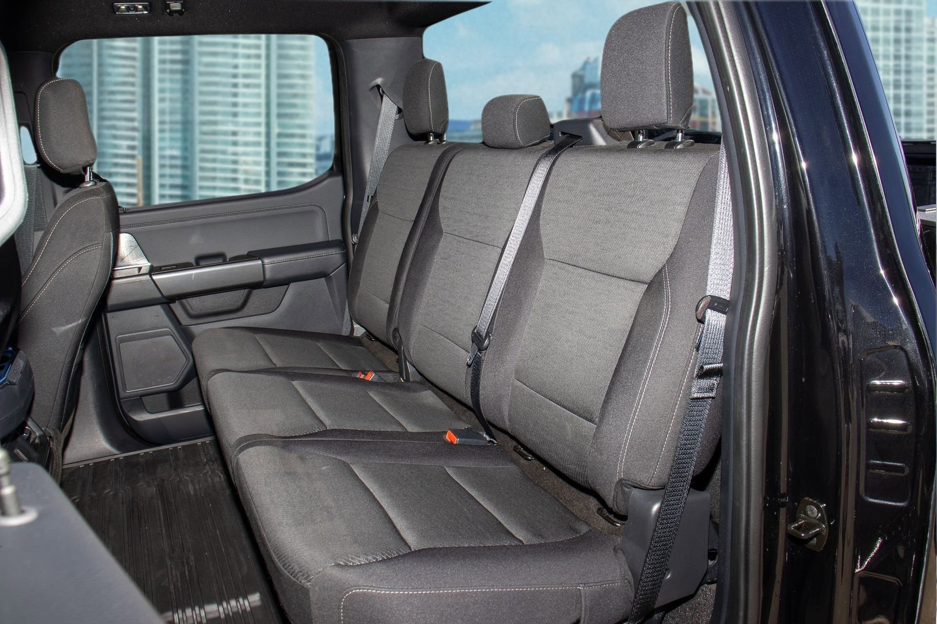 Used 2022 Ford F150 XLT w/ Equipment Group 302A High image 8