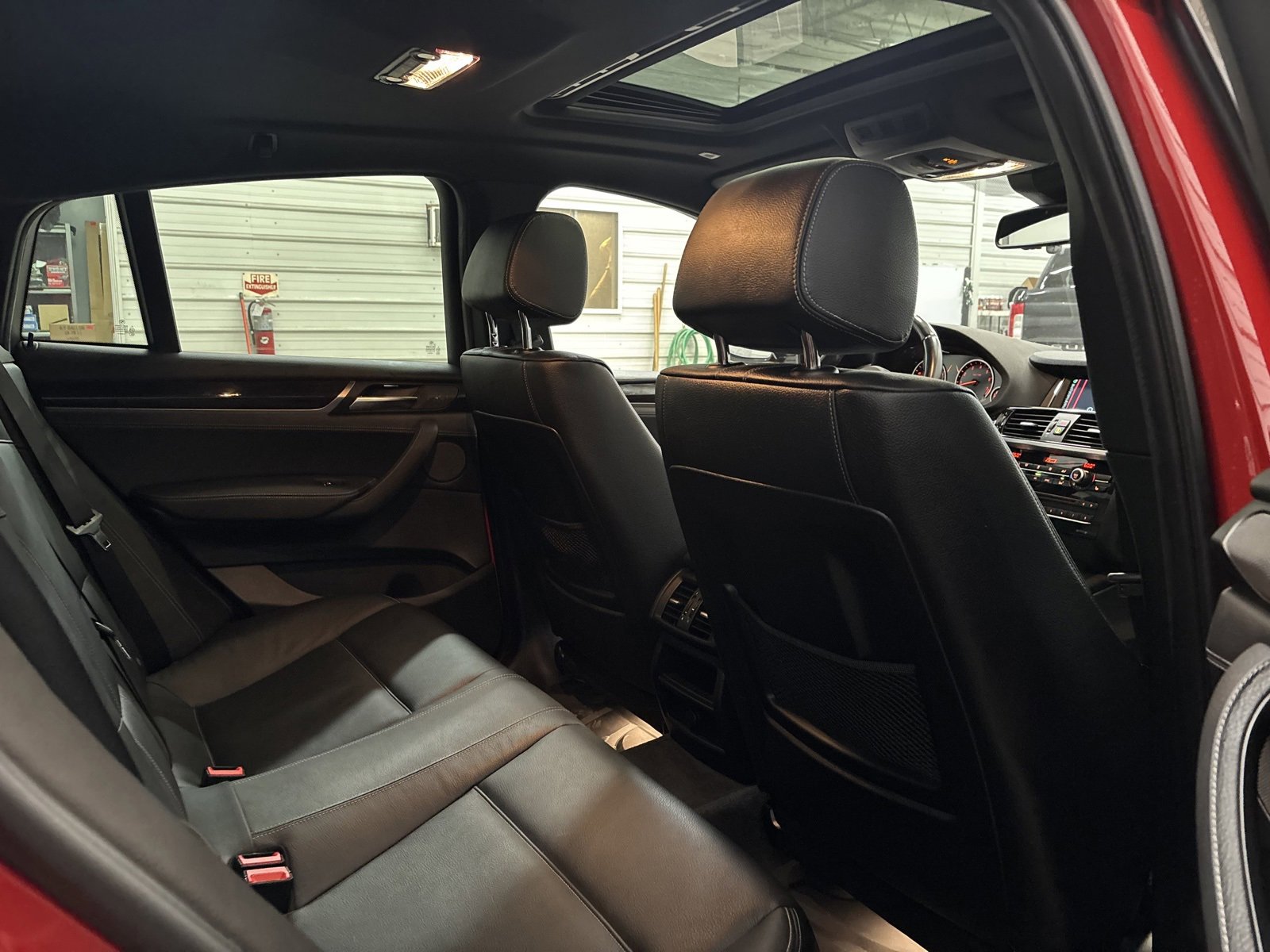 Used 2016 BMW X4 M40i image 30