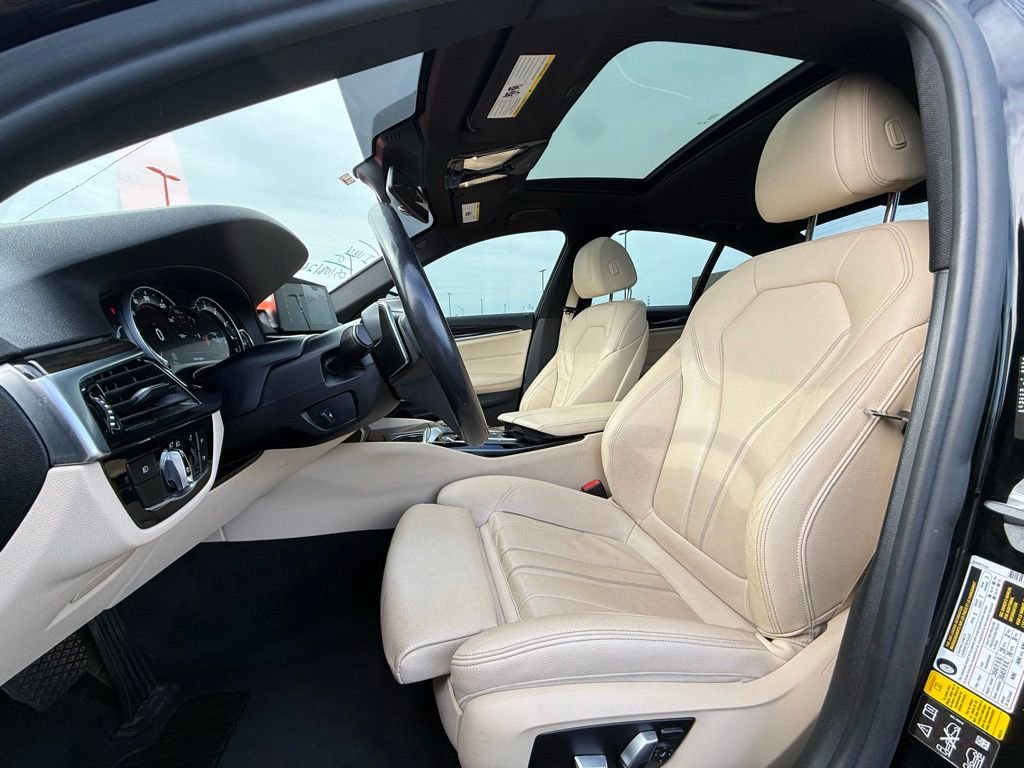 Used 2018 BMW 530i xDrive AWD/4WD image 18