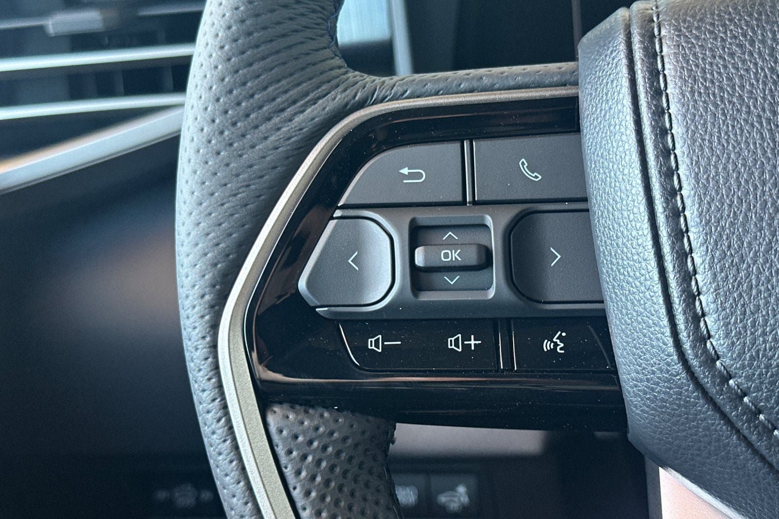 New 2026 Toyota Tundra Platinum AWD/4WD image 27