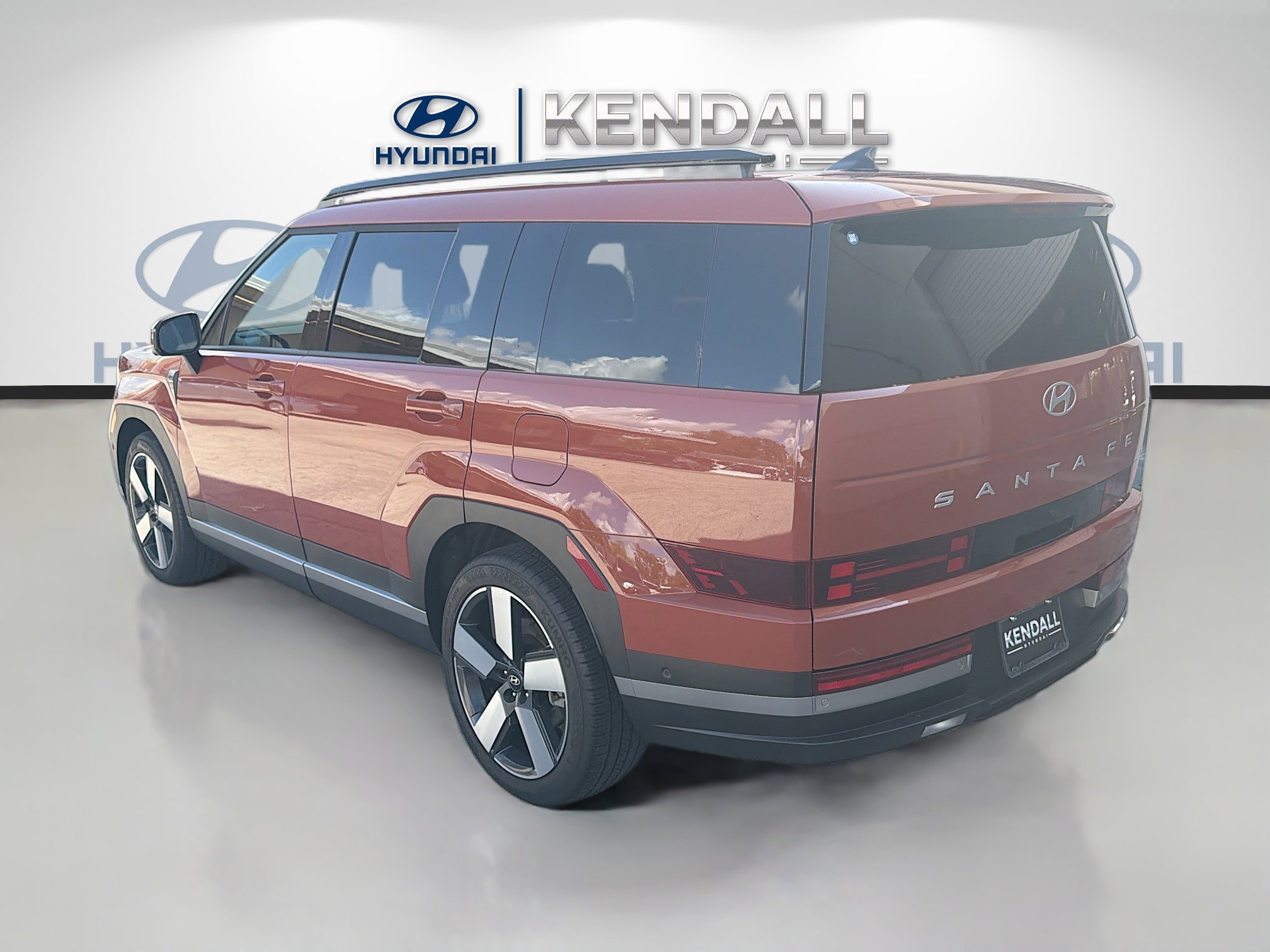 Used 2025 Hyundai Santa Fe Limited AWD/4WD image 4