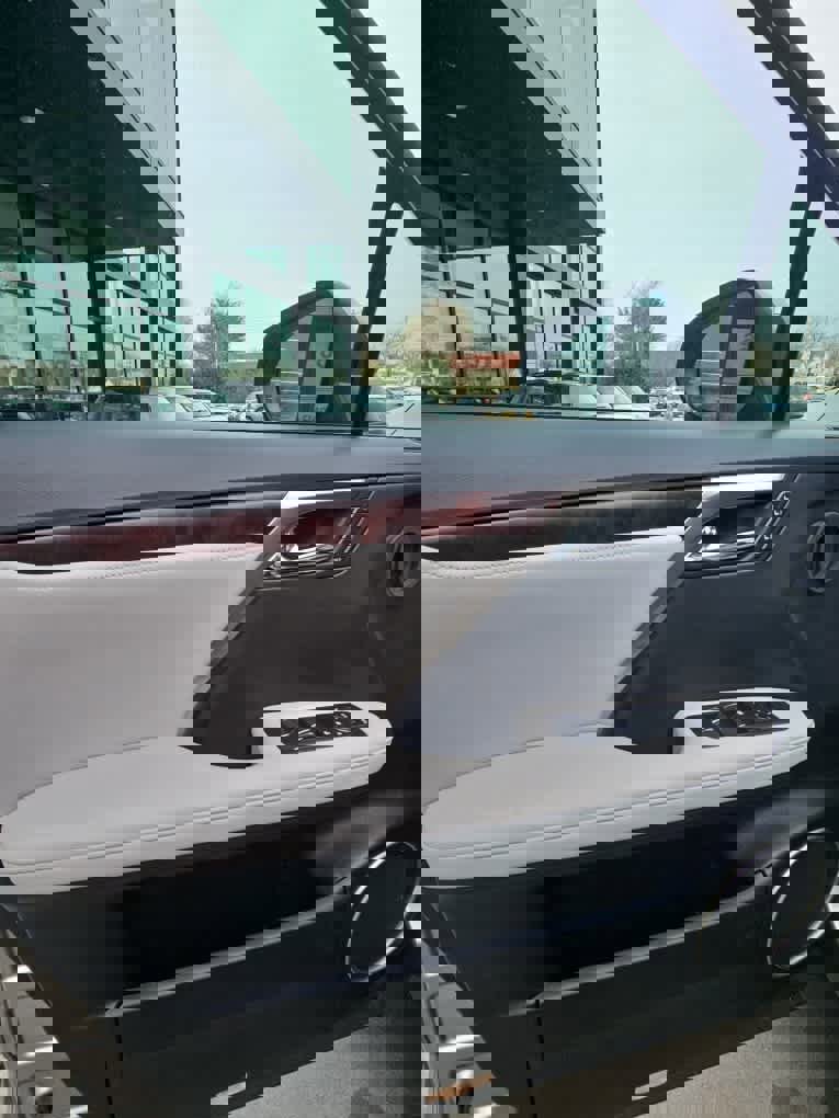 Used 2020 Lexus RX 450h AWD w/ Premium Package image 14