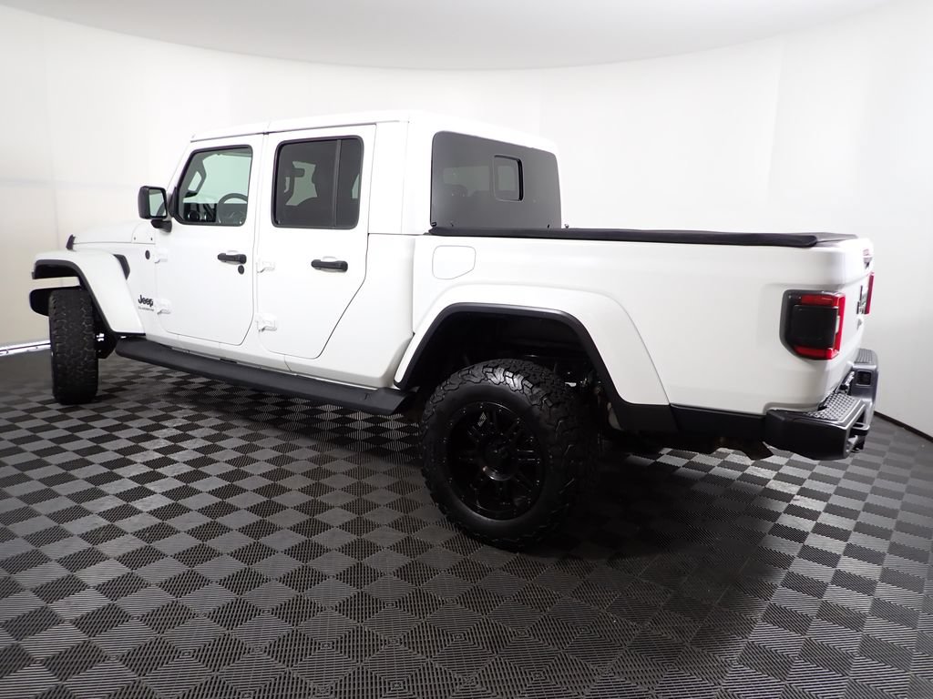Used 2020 Jeep Gladiator Overland w/ Dual Top Group AWD/4WD image 12