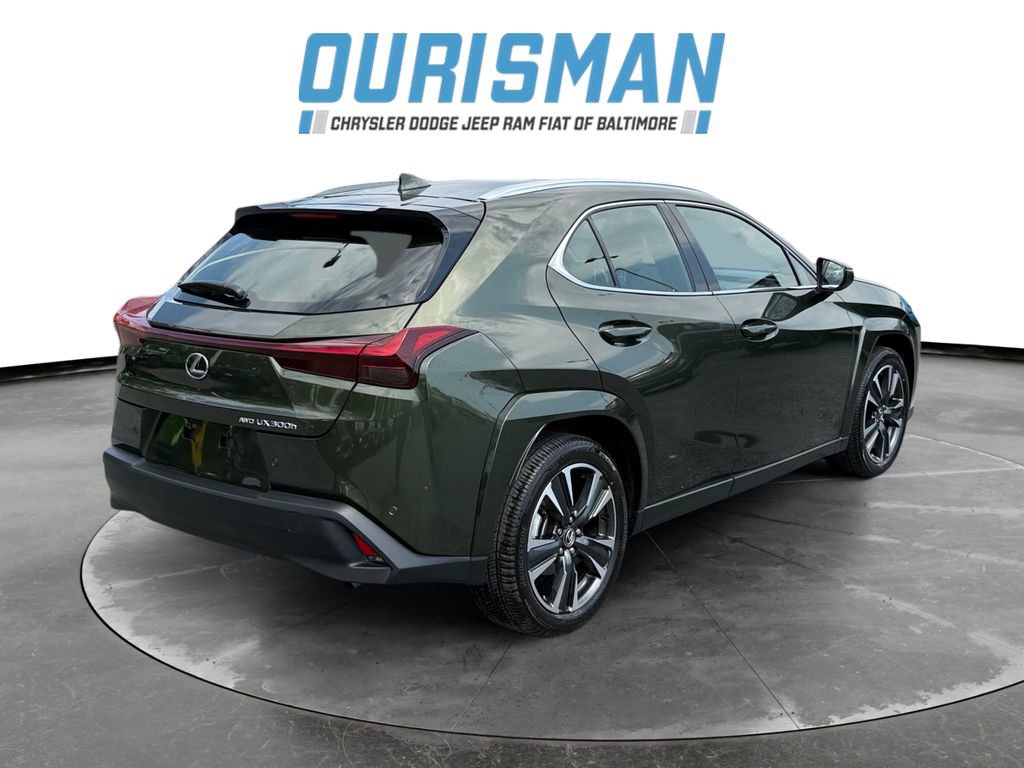 Used 2025 Lexus UX 300h AWD w/ Accessory Package (Z2) image 6