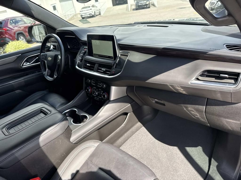 Used 2024 Chevrolet Tahoe LT RWD image 13