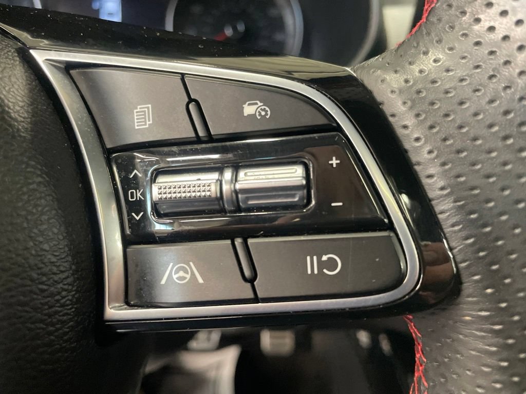 Certified 2023 Kia Forte GT FWD image 31