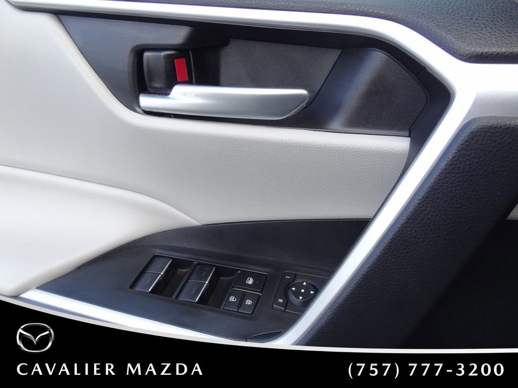 Used 2024 Toyota RAV4 XLE w/ Convenience Package AWD/4WD image 19