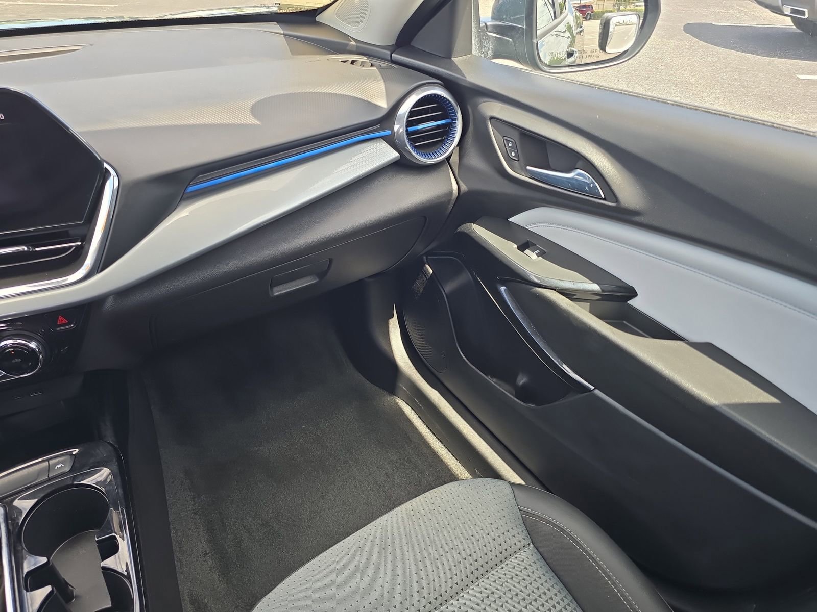 Used 2025 Chevrolet Trax LT w/ Driver Confidence Package image 12