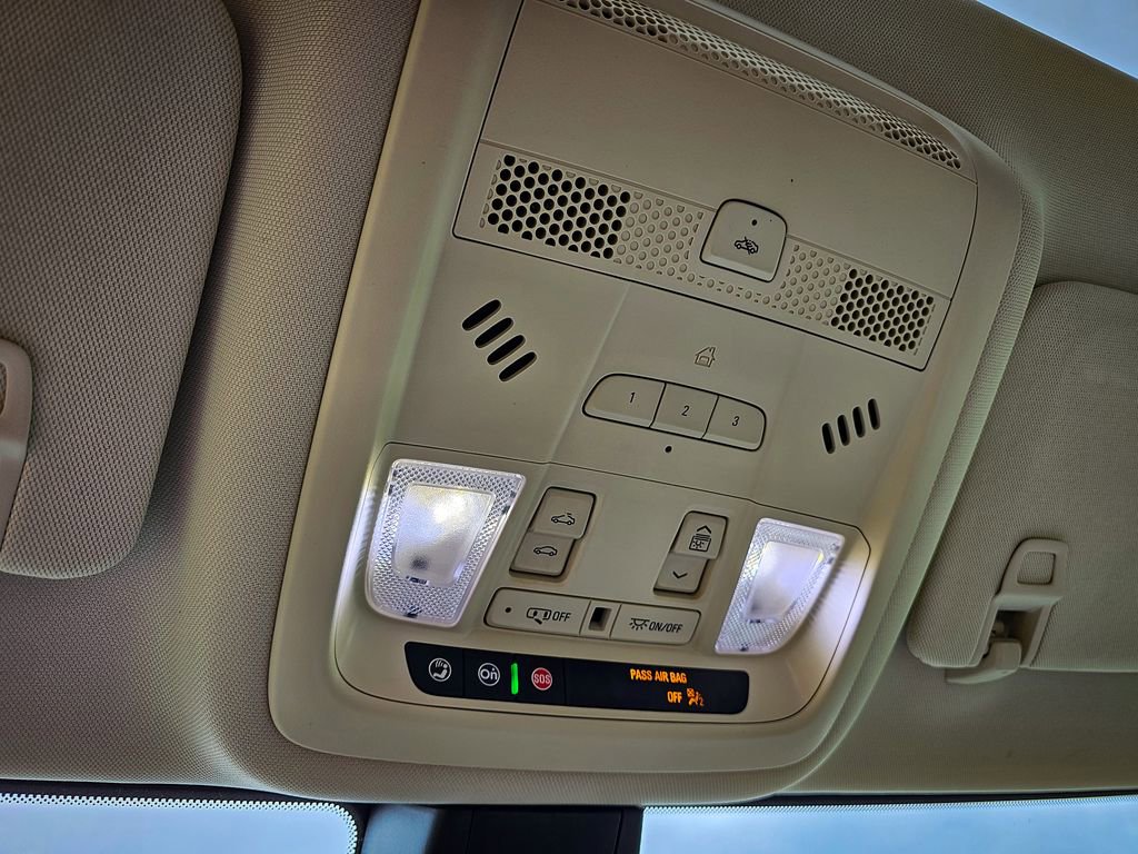 Used 2021 Cadillac XT6 Premium Luxury w/ LPO, Floor Liner Package image 31