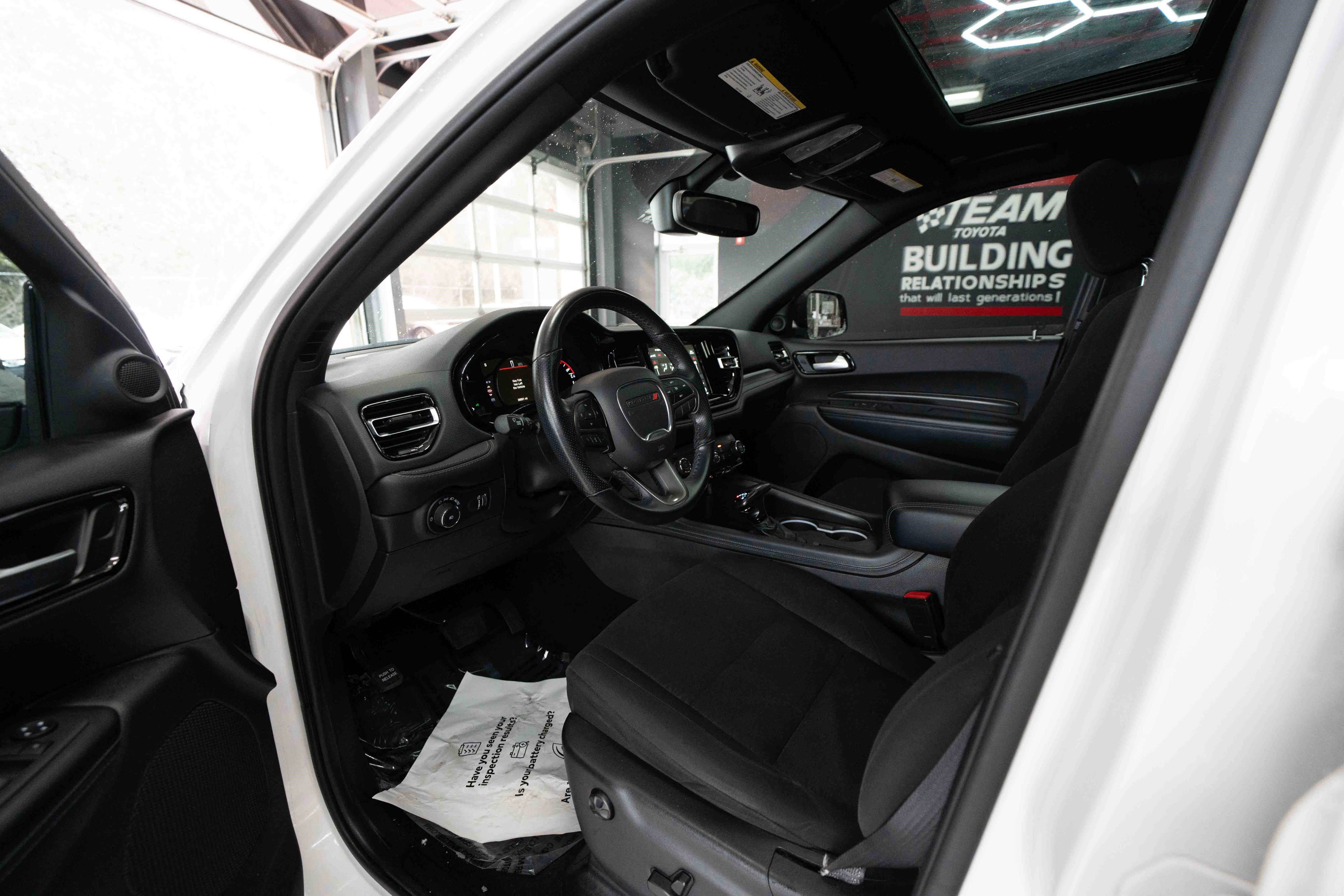 Used 2022 Dodge Durango SXT w/ Blacktop Package image 8