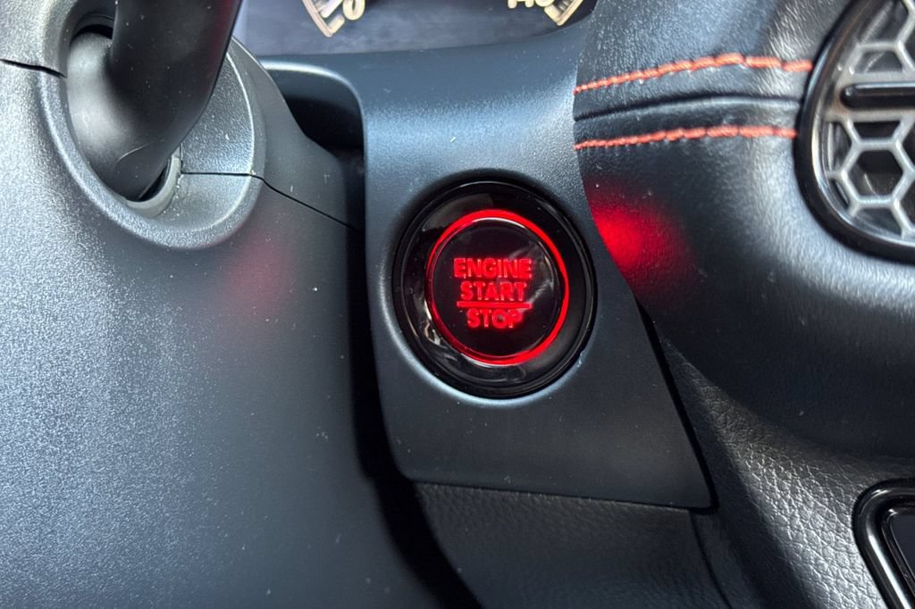 Certified 2025 Honda HR-V Sport image 27