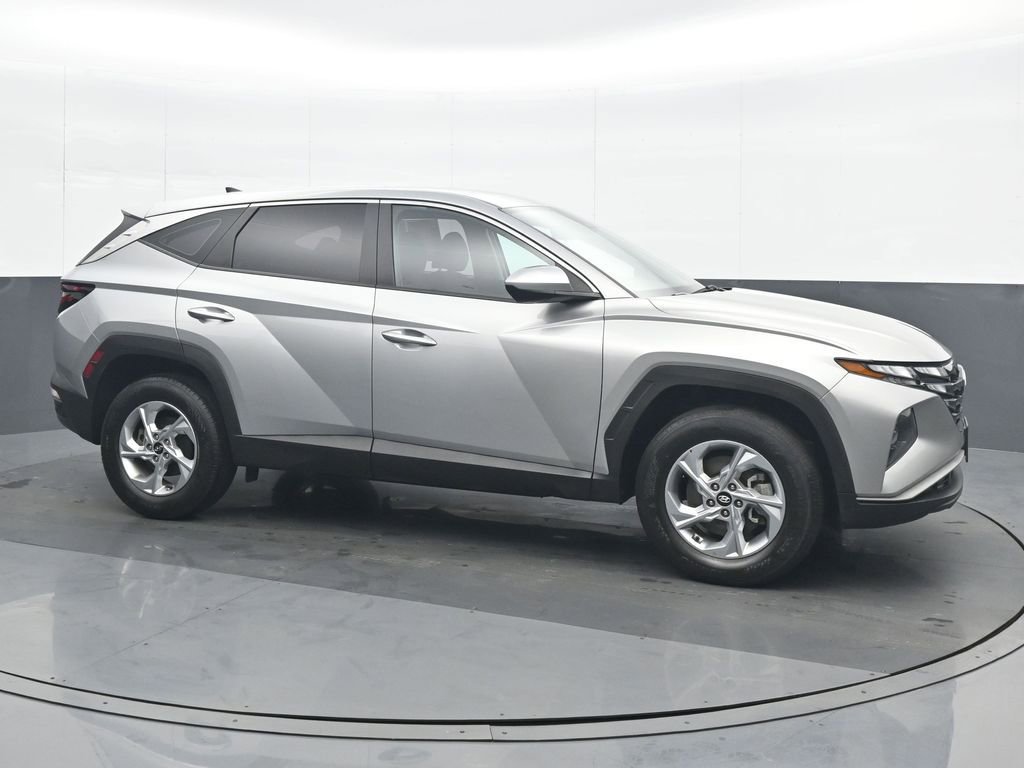Used 2023 Hyundai Tucson SE AWD/4WD image 8