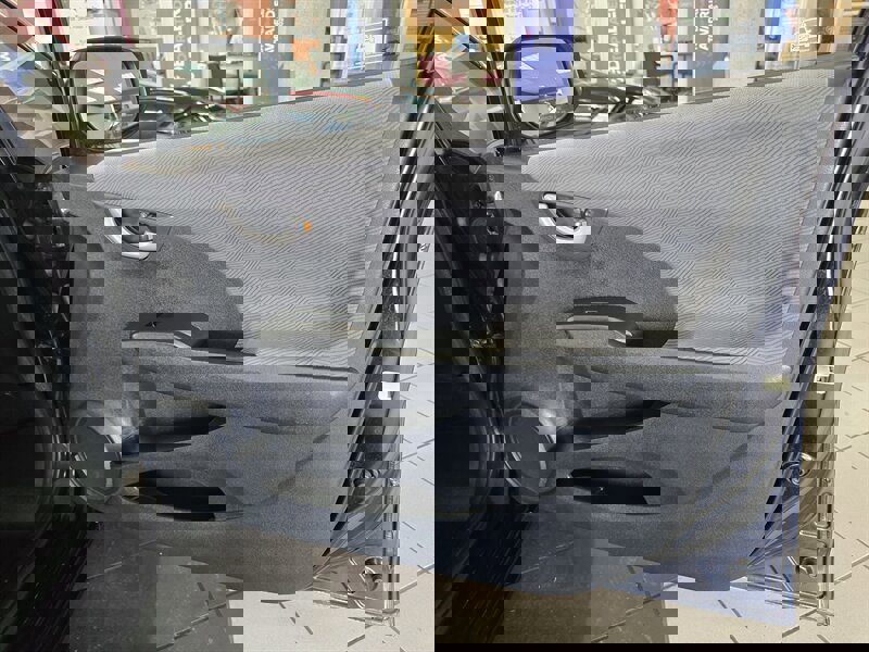 Used 2010 Honda Fit image 12