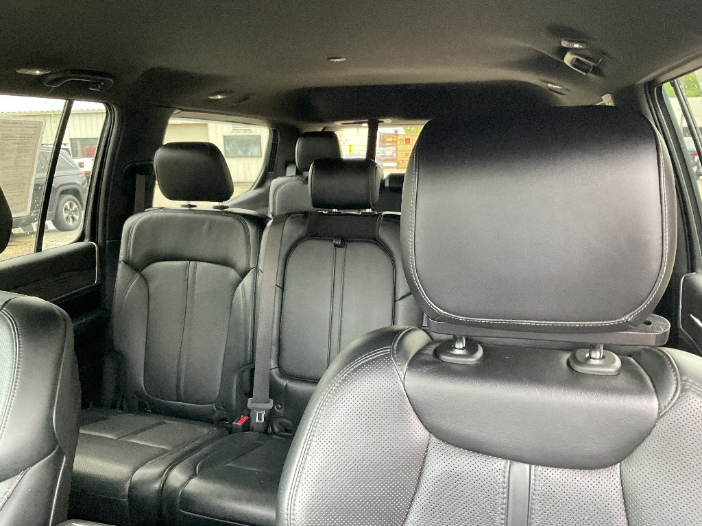 Used 2022 Jeep Wagoneer Series II AWD/4WD image 13