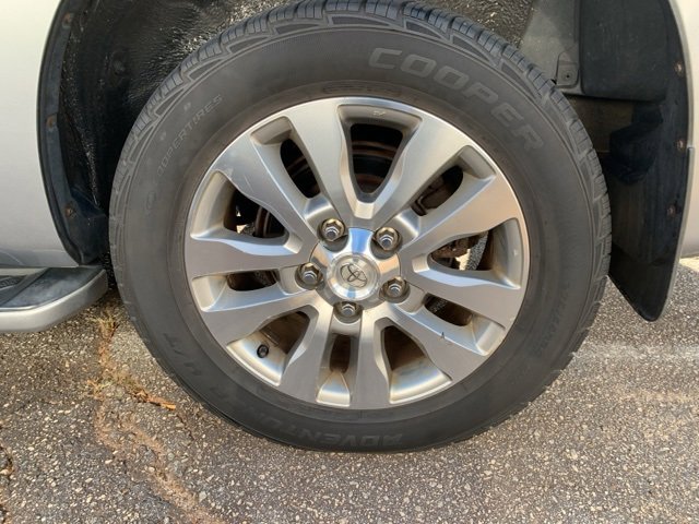 Used 2010 Toyota Sequoia Limited image 6