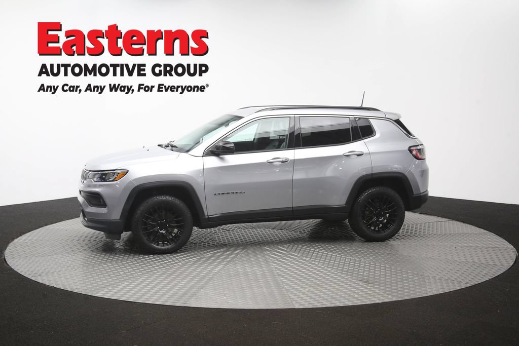 Used 2022 Jeep Compass Latitude AWD/4WD image 57