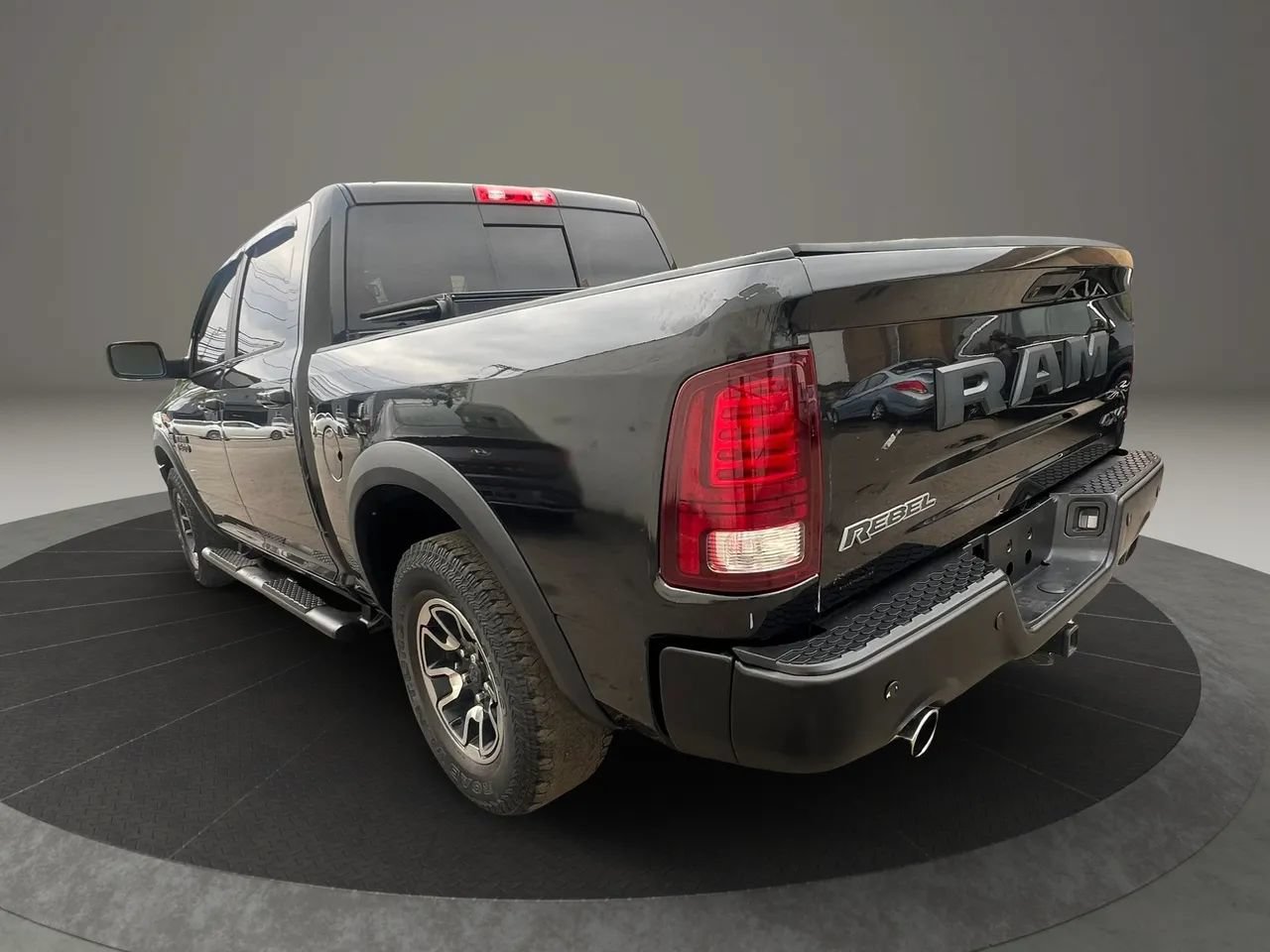 Used 2017 RAM 1500 Rebel w/ Luxury Group AWD/4WD image 6