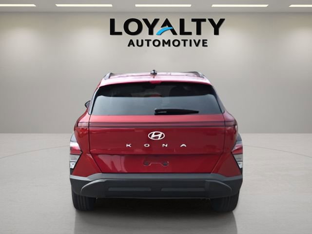 Used 2025 Hyundai Kona SEL image 5