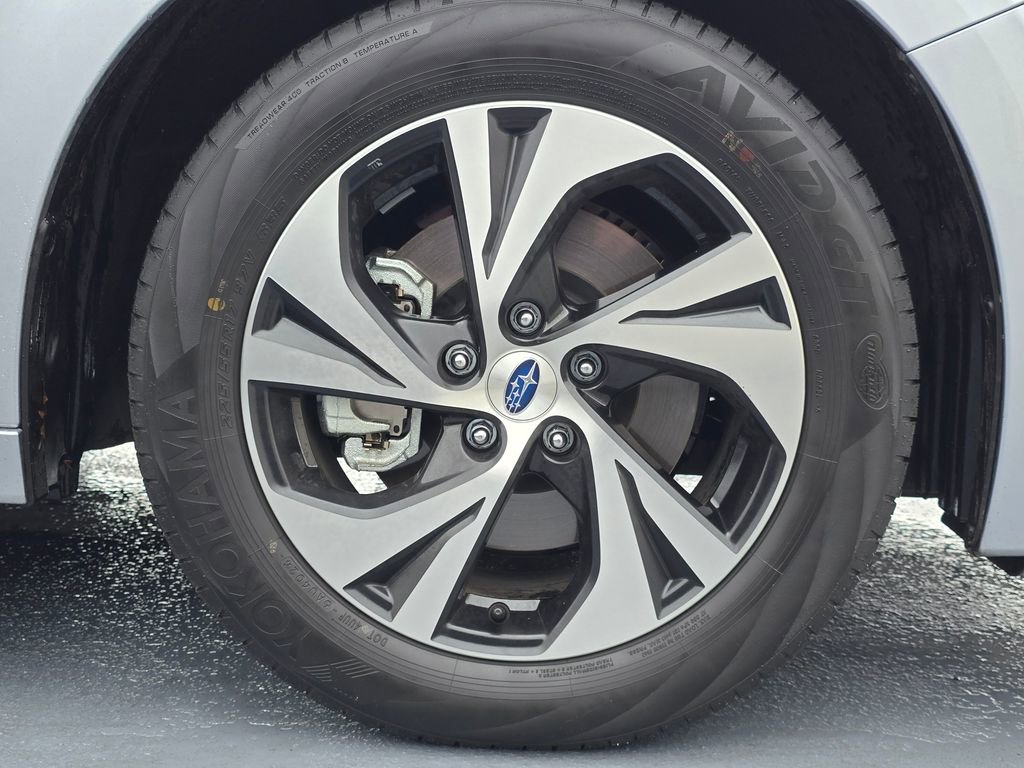 Used 2025 Subaru Legacy Premium image 9