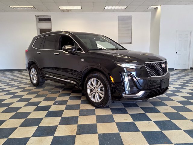 Certified 2023 Cadillac XT6 Luxury AWD/4WD image 1