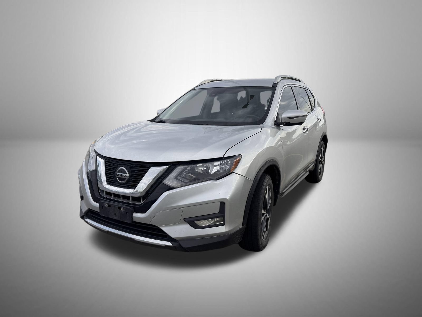 Used 2018 Nissan Rogue SL