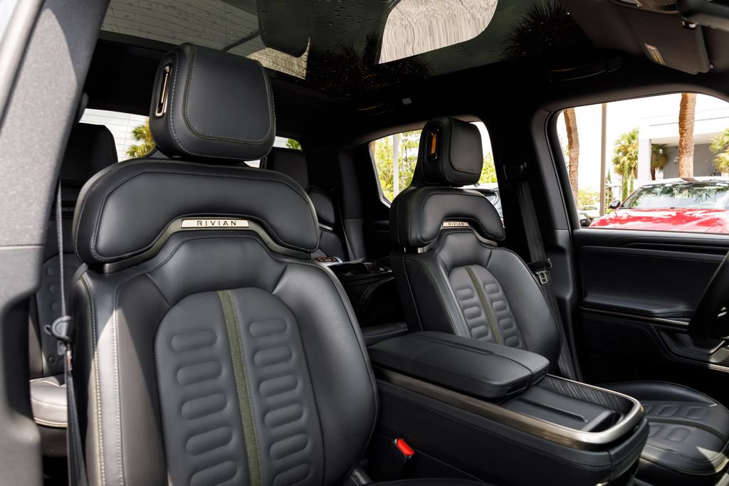 Used 2025 Rivian R1T Adventure AWD/4WD image 22
