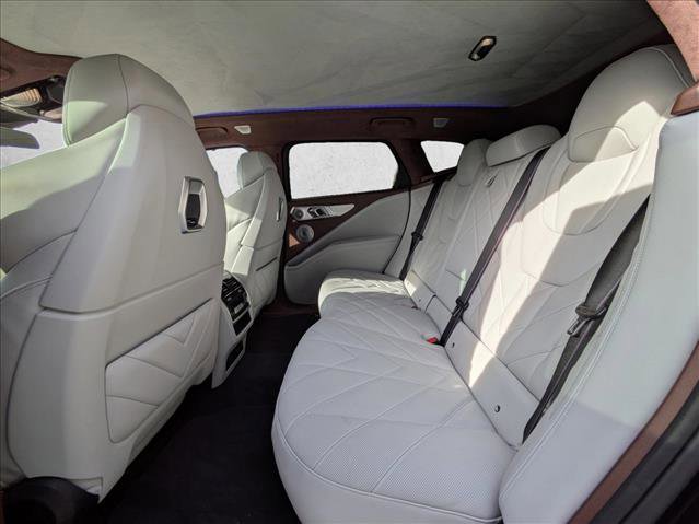 Used 2023 BMW XM w/ M Driver's Package image 19