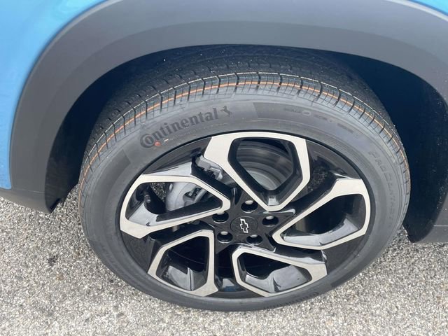 New 2026 Chevrolet Trax RS w/ Sunroof Package FWD image 9