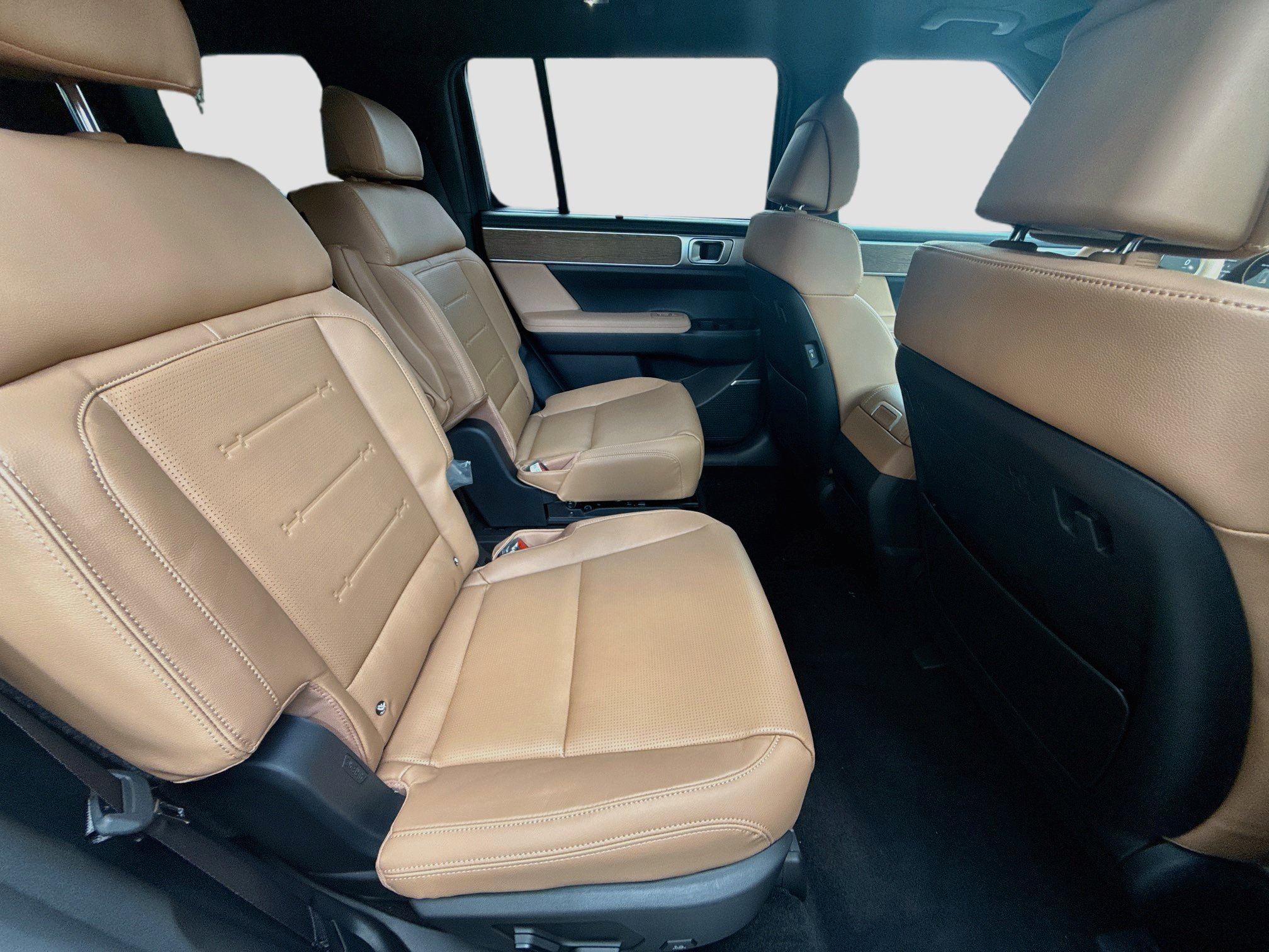 New 2027 Hyundai Santa Fe Limited FWD image 19