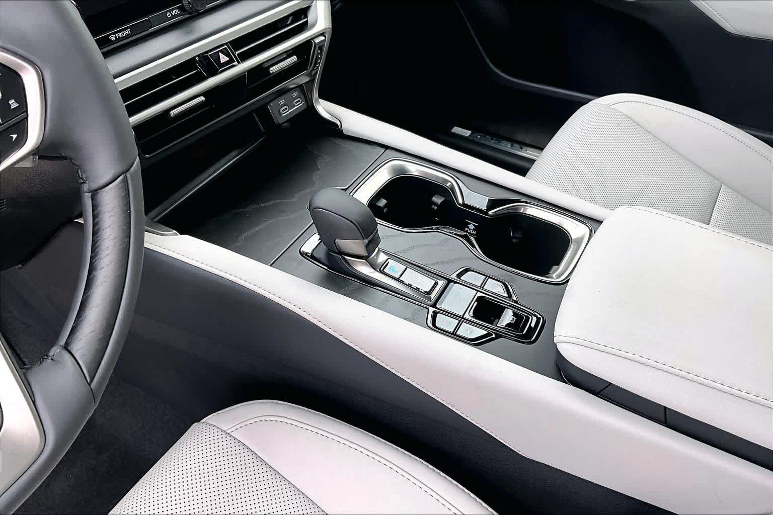 New 2026 Lexus RX 350 F Sport AWD/4WD image 7