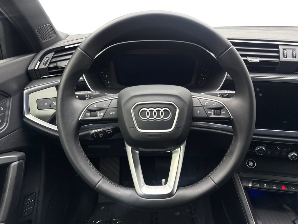 Used 2024 Audi Q3 2.0T Premium Plus w/ Premium Plus Package image 57