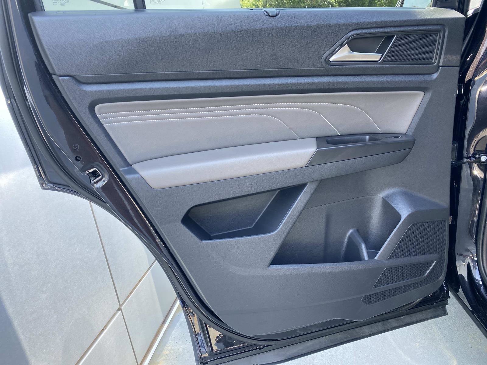 Used 2022 Volkswagen Atlas SE FWD image 13