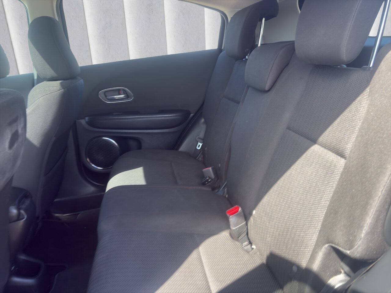 Used 2016 Honda HR-V EX image 17