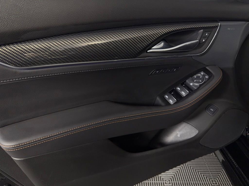 Used 2025 Cadillac CT5 Sport RWD image 26