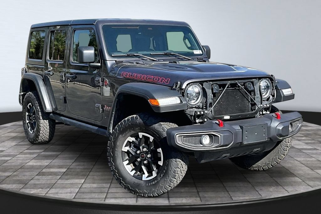 Used 2025 Jeep Wrangler Unlimited Rubicon w/ Convenience Group AWD/4WD image 35