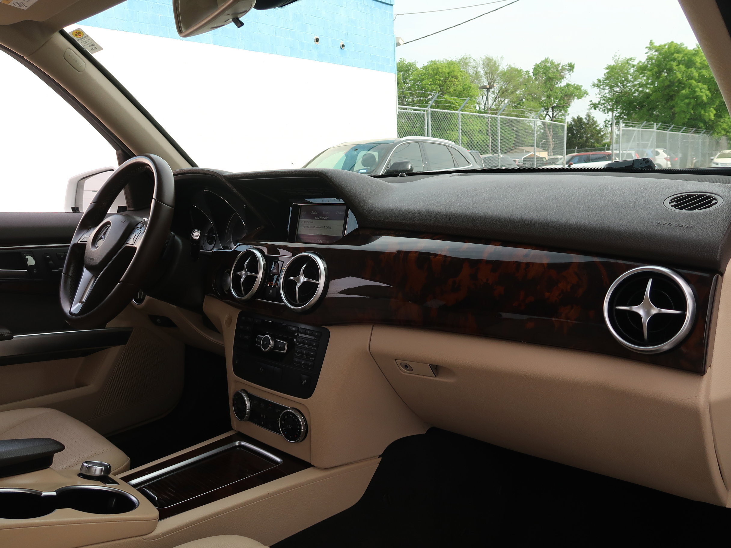 Used 2015 Mercedes-Benz GLK 250 BlueTEC 4MATIC image 26